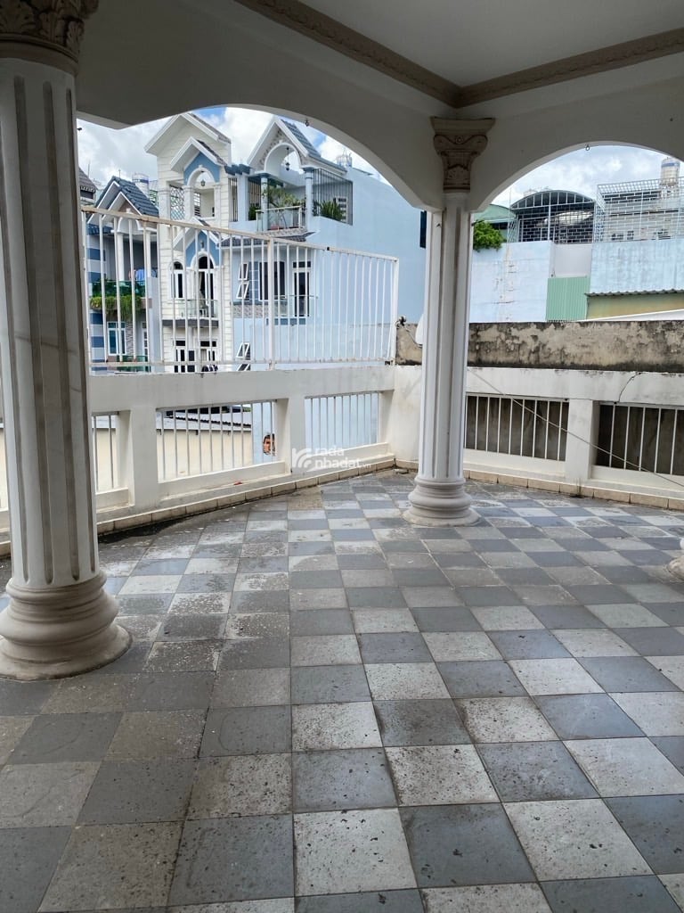 BIỆT THỰ ĐẲNG CẤP MẶT TIỀN CỐNG LỞ PHAN HUY ÍCH -TÂN BÌNH- DT:6.5/18*34M- 452M2- 3 TẦNG- 45 TỶ