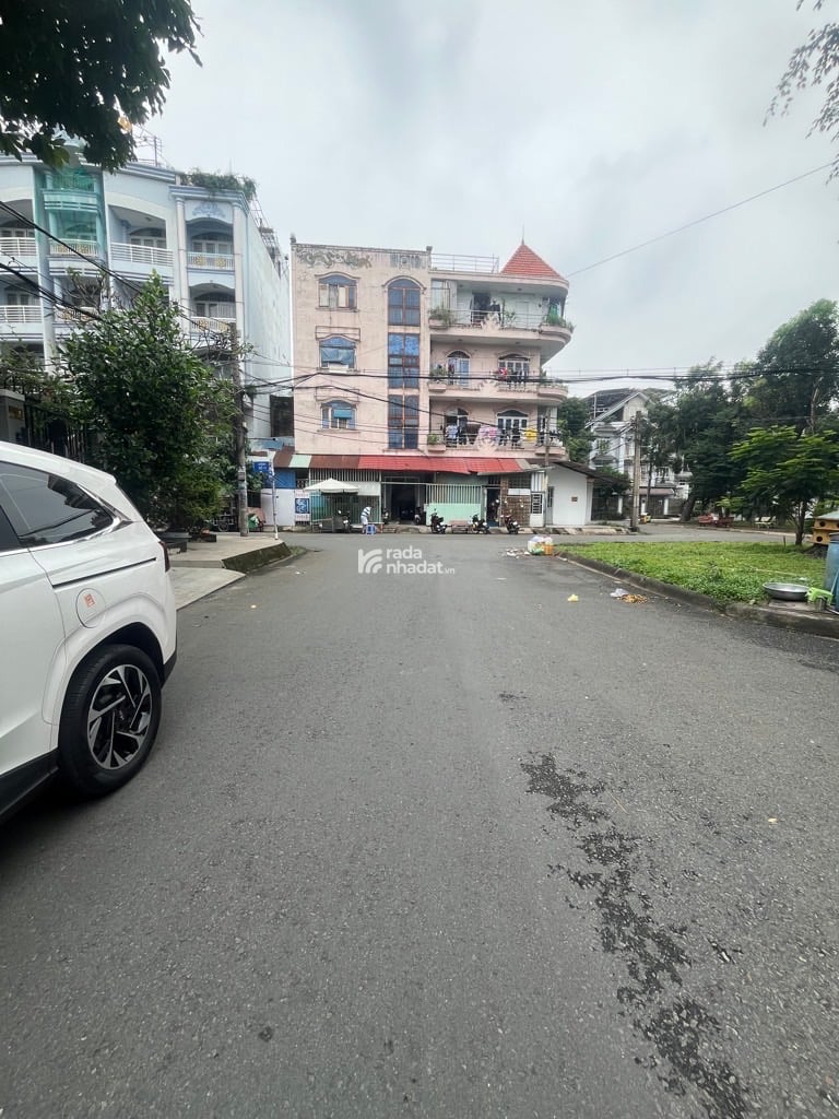 BIỆT THỰ 3 TẦNG NGANG 8DTCN 172M2 - KHU TÊN LỬA 