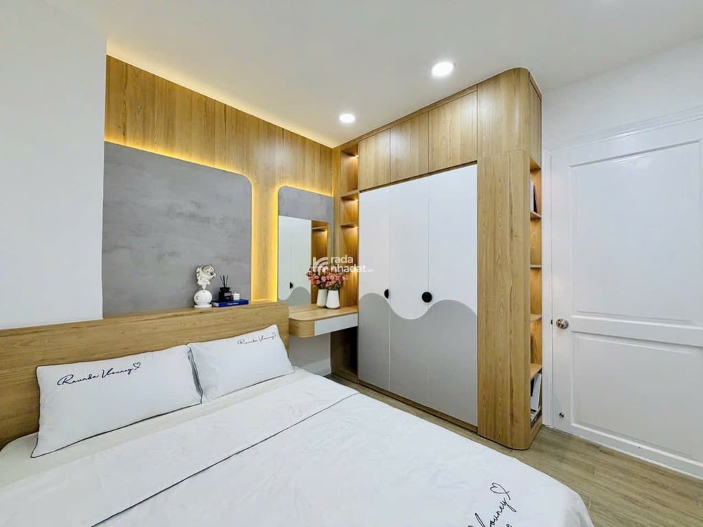 HẺM XE HƠI HUỲNH VĂN NGHỆ, TÂN BÌNH, 56M2 CÓ KC Ở NGAY. GIẢM 350TR CHỈ 5.79T 