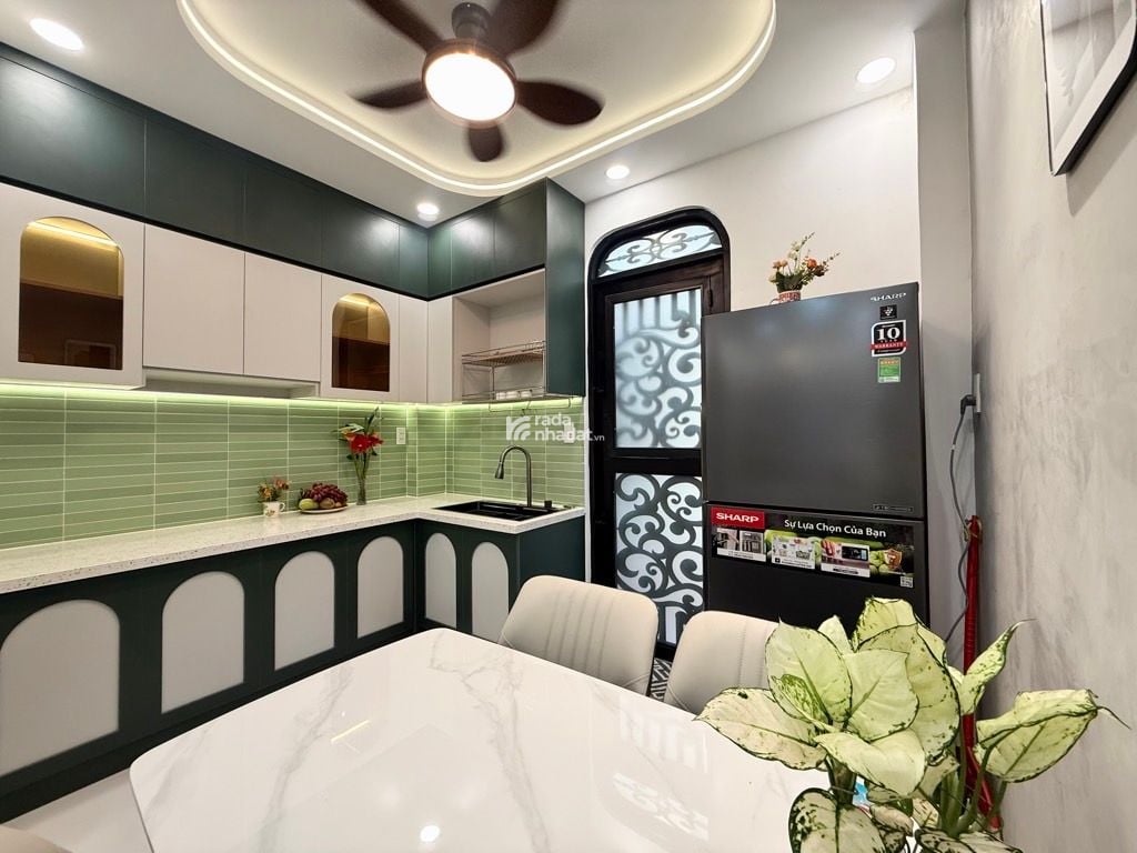 nhà mới phú nhuận chủ gấp bán trong tuần