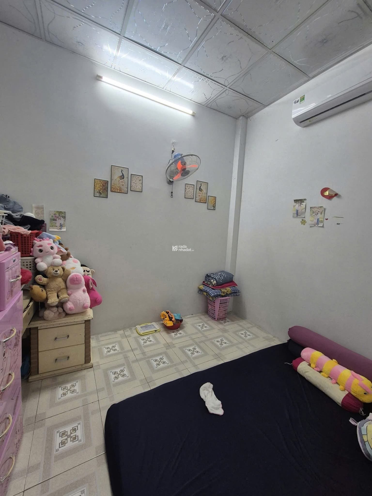 Bán nhà 1 trệt 1lầu, hẻm xe hơi, Vĩnh Hội, phường 4, Quận 4 SHR