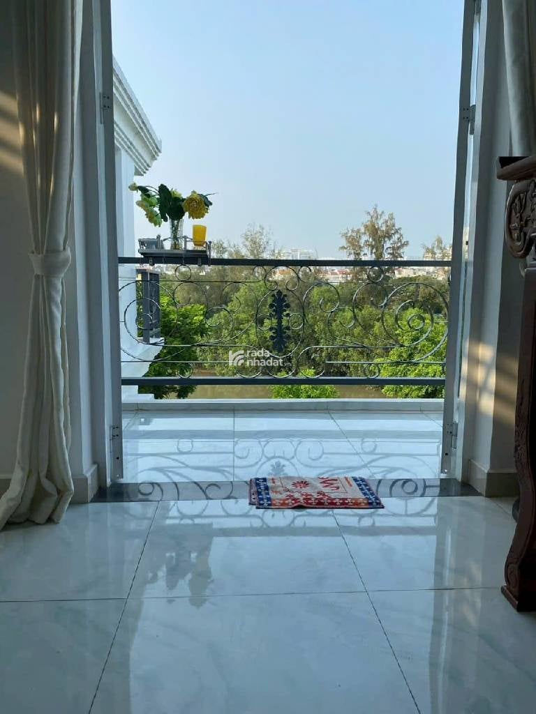 BIỆT THỰ TÂN CỔ ĐIỂN VIEW SÔNG-ĐS 46- KDC TÂN QUY ĐÔNG-TÂN PHONG- Q.7 -DT: 7*18M- 25 TỶ 5