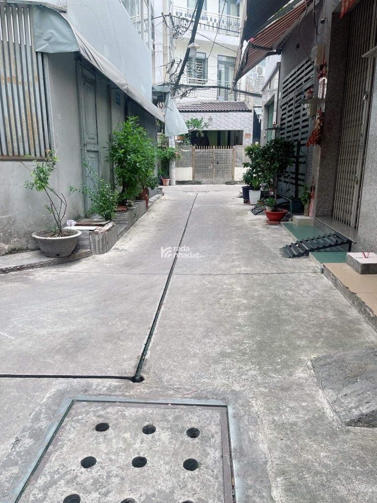  NHÀ QUẬN 11 - HẺM LỚN THOÁNG MÁT -TIỆN XÂY MỚI 4 TẦNG 
