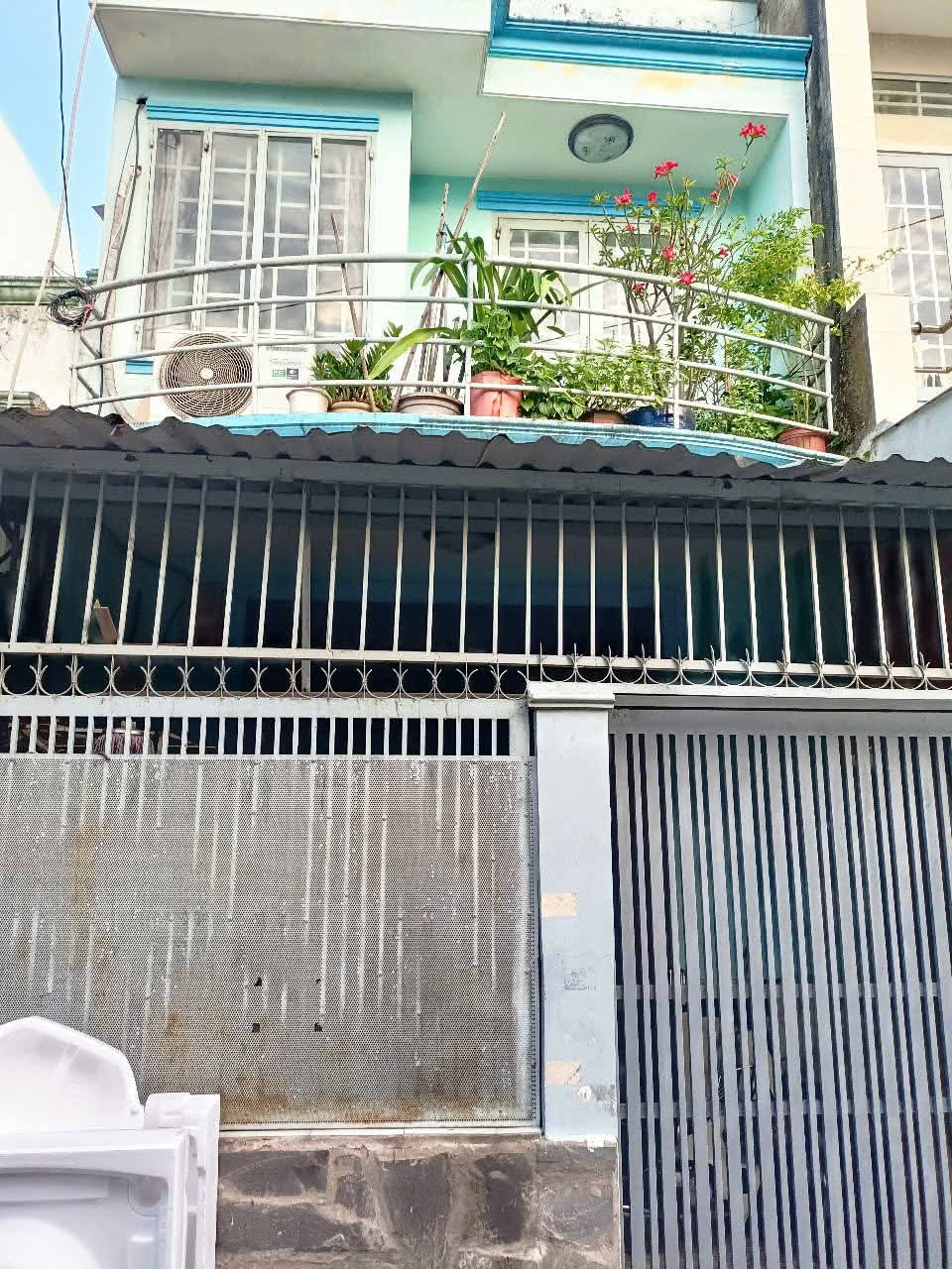 Bán Nhà Sổ Hồng Riêng Chính Chủ