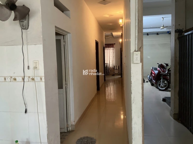 Bán nhà hẻm 6m Nguyễn Sơn-ngang 8m-sổ vuông-gần chợ-thang máy-giá tốt