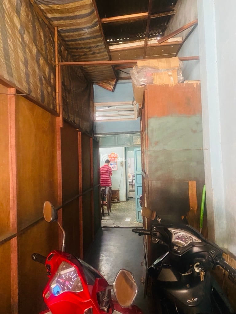 - Vị trí tuyệt đẹp gần Đại học công nghiệp thực phẩm. Vài bước chân qua Tân Bình, Trường Chinh.