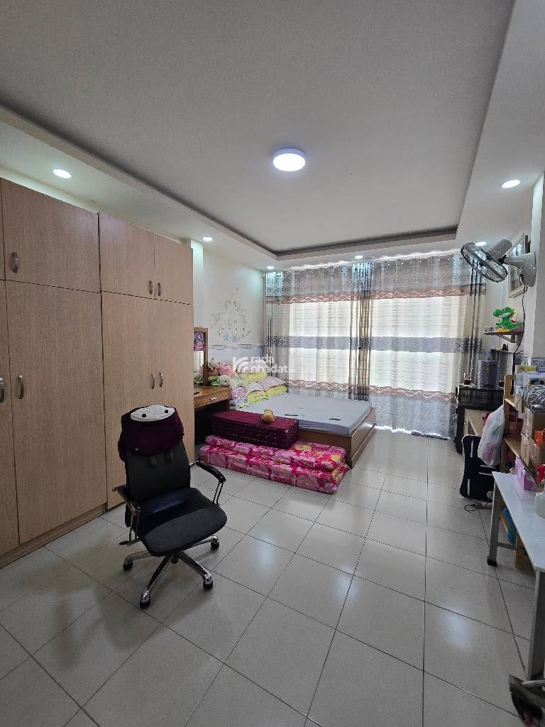 BÁN NHÀ NGUYỄN QUÝ YÊM 64M2 6.3 TỶ 3 TẦNG 4X16 HẺM XE TẢI GẦN TÊN LỬA