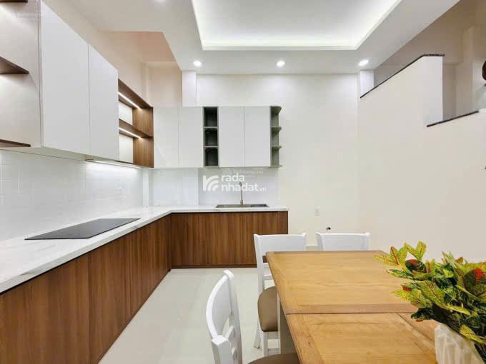 Nhà đẹp 52m2 ngay Nguyễn Oanh, Gò Vấp. Giá: 2 Tỷ 890. Có sổ riêng chính chủ, hẻm oto