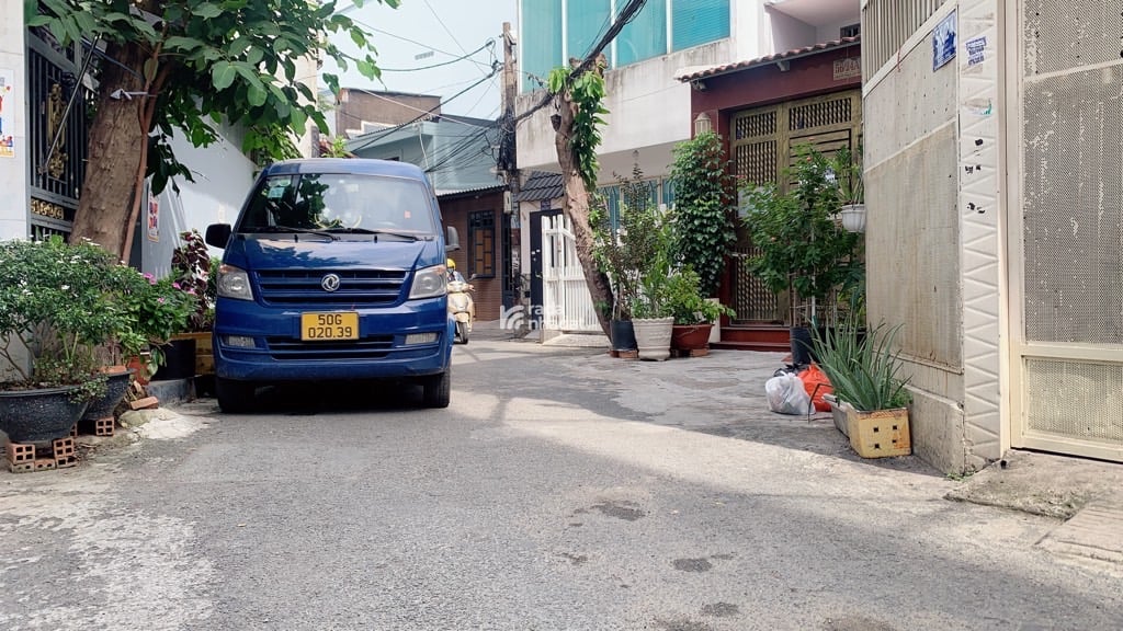 Ngay Trường Đại Học Công Thương , Hẻm Nhựa Lớn Sát Mặt Tiền Lê Trọng Tấn - 47M2 - N3,7x13 