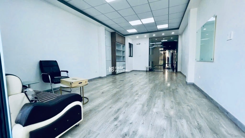 MT KHU SÂN BAY 6 TẦNG THANG MÁY KINH DOANH SẦM UẤT 