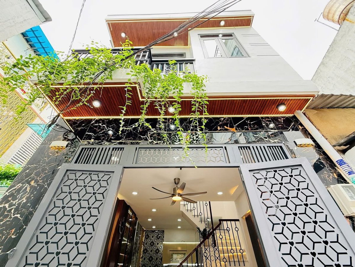 NHÀ ĐẸP HUỲNH VĂN NGHỆ , FULL NỘI THẤT,CHỈ 4,45 TỶ ,DỌN VÀO Ở NGAY