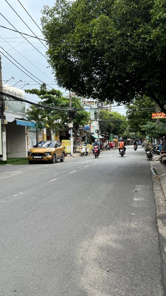 Bán CHDV Tân Bình, 345m2 7 tầng ngang 8m, thu nhập 300tr/tháng, hẻm 4m, giá 42 tỷ TL