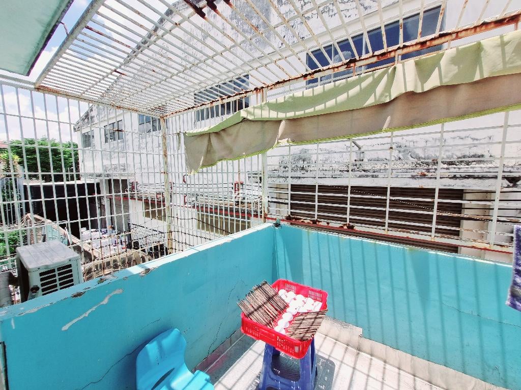 BÁN NHÀ MẶT TIỀN KDC NAM HÙNG VƯƠNG DIỆN TÍCH 67M2 GIÁ 10.8 TỶ SỔ VUÔNG HOÀN CÔNG 3 TẦNG 5PN