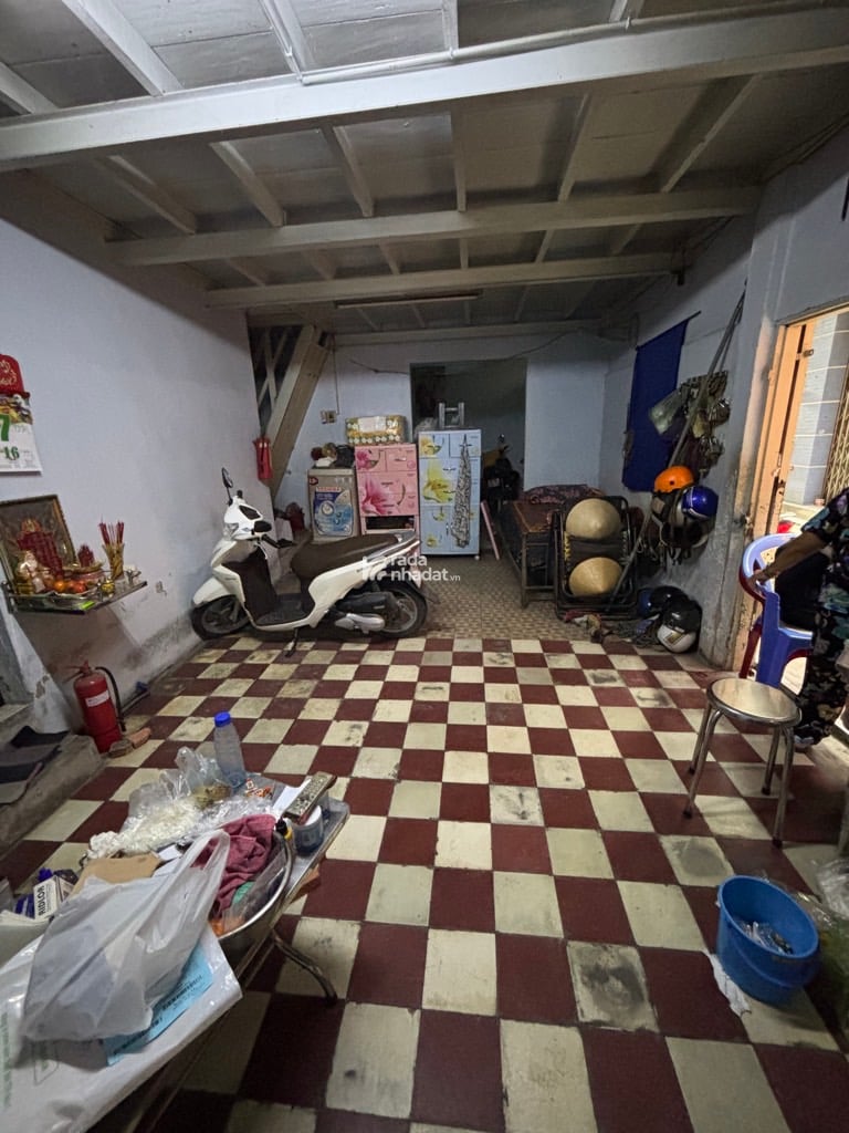 CHÍNH CHỦ BÁN NHÀ 2 TẦNG CÁCH 1 CĂN RA MẶT TIỀN LÊ HỒNG PHONG