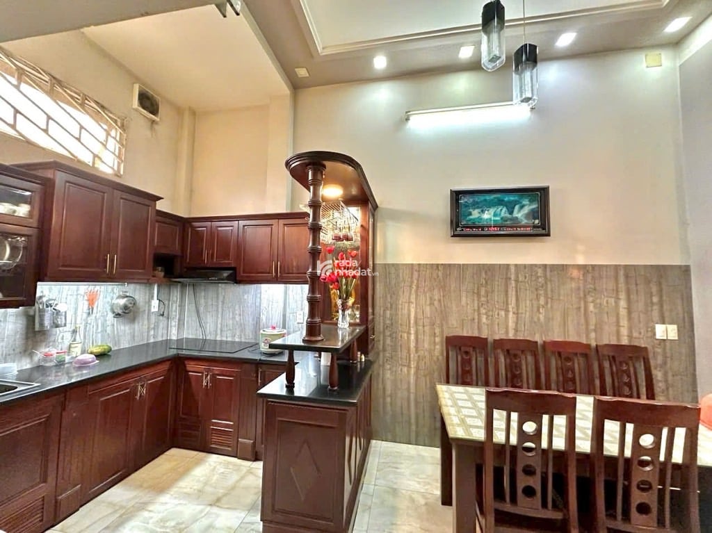 MỚI ĐẸP LUNG LINH, MẶT TIỀN KD ĐA NGÀNH NGHỀ, CÓ DÒNG TIỀN 4 TẦNG 5,5X16 CHỈ 9 TỶ.