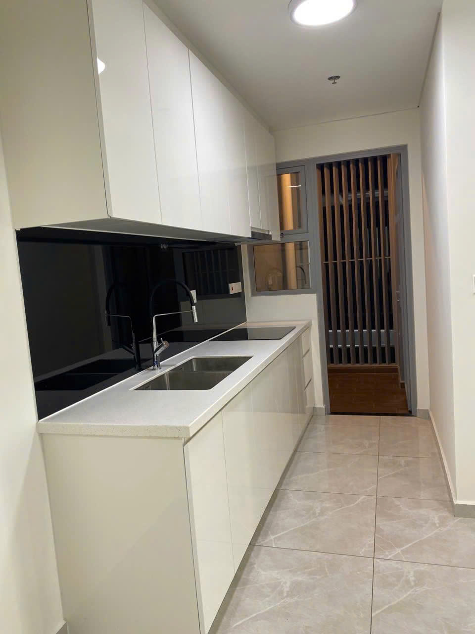chính chủ cho thuê - 2PN2WC - 12,3 Triệu/tháng - HTCB - Celesta Rise