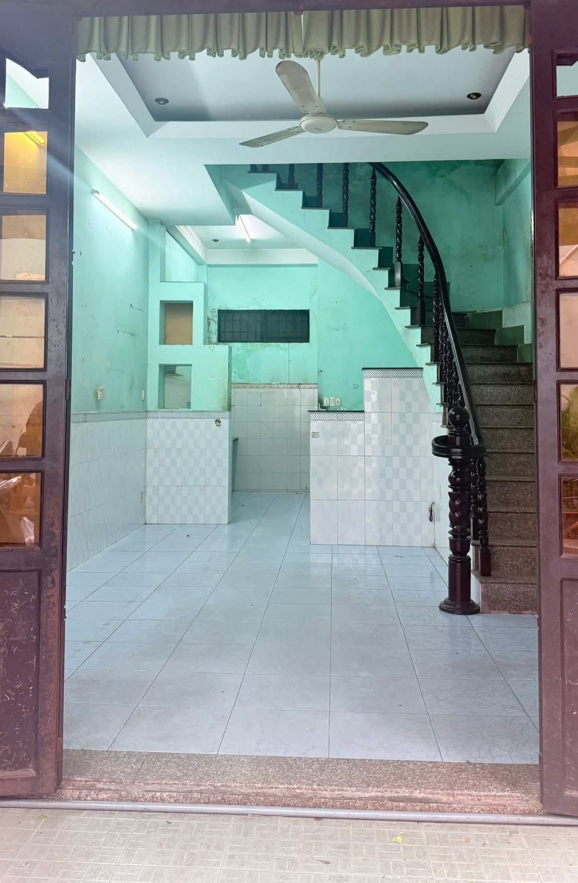 NHÀ ĐẸP HẺM 8M THÔNG XE HƠI ĐÔ ĐỐC LONG, TÂN PHÚ  CHỈ 6.4 TỶ