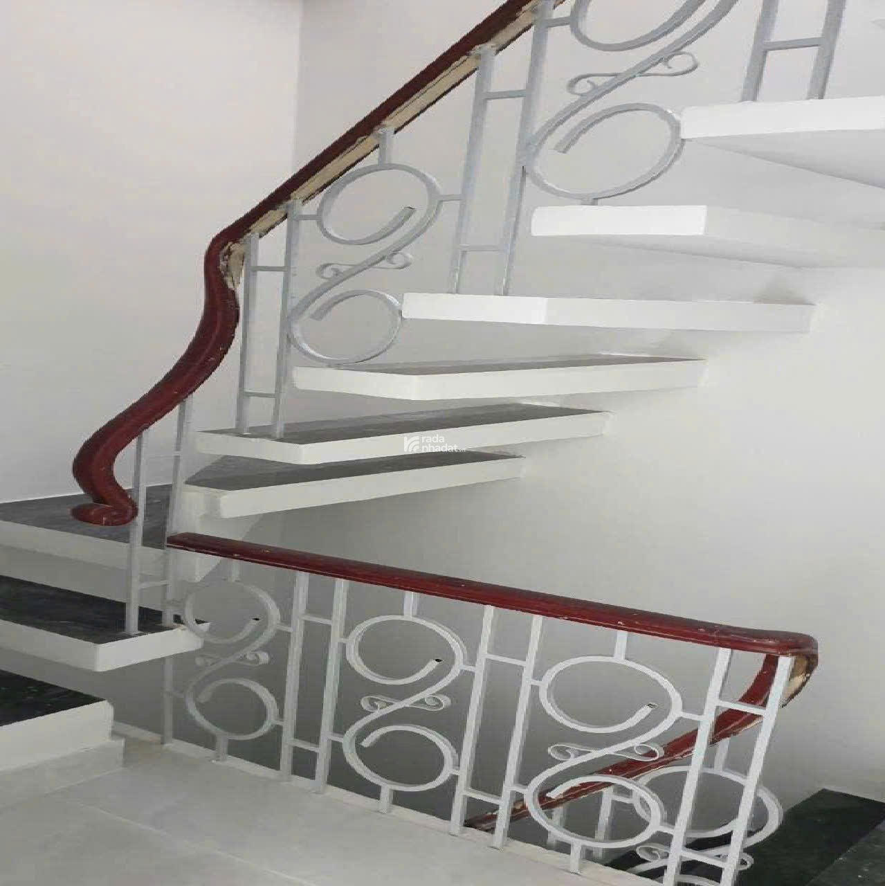 Bán nhà QUẬN 10 - Hòa Hưng - 3. 6 tỷ - 4 Tầng - 3.5 x 5 m vuông vức