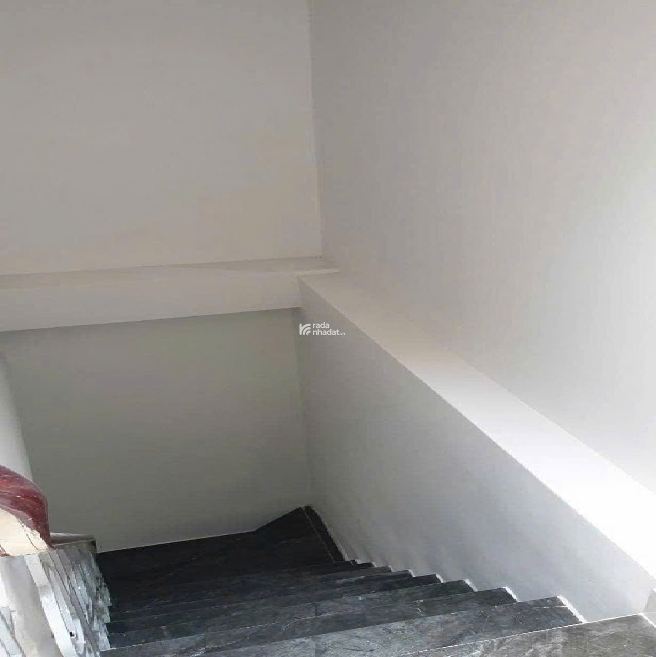 Bán nhà QUẬN 10 - Hòa Hưng - 3. 6 tỷ - 4 Tầng - 3.5 x 5 m vuông vức