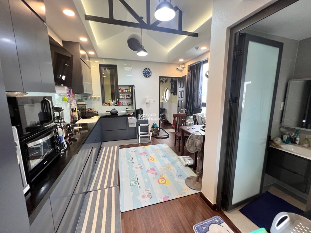 KHU SÂN BAY, NGUYỄN TRỌNG TUYỂN, TÂN BÌNH, 72M2 CÓ KC Ở NGAY. GIẢM 550TR CHỈ 20.7T TL 