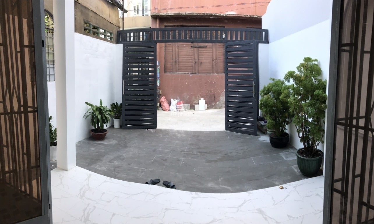 HXH Luỹ Bán Bích cách 80M ra Mặt Tiền - 82m2 - N4,8x17 - 2 Tầng - 2PN - Chỉ 8,x Tỷ - Hướng Tây