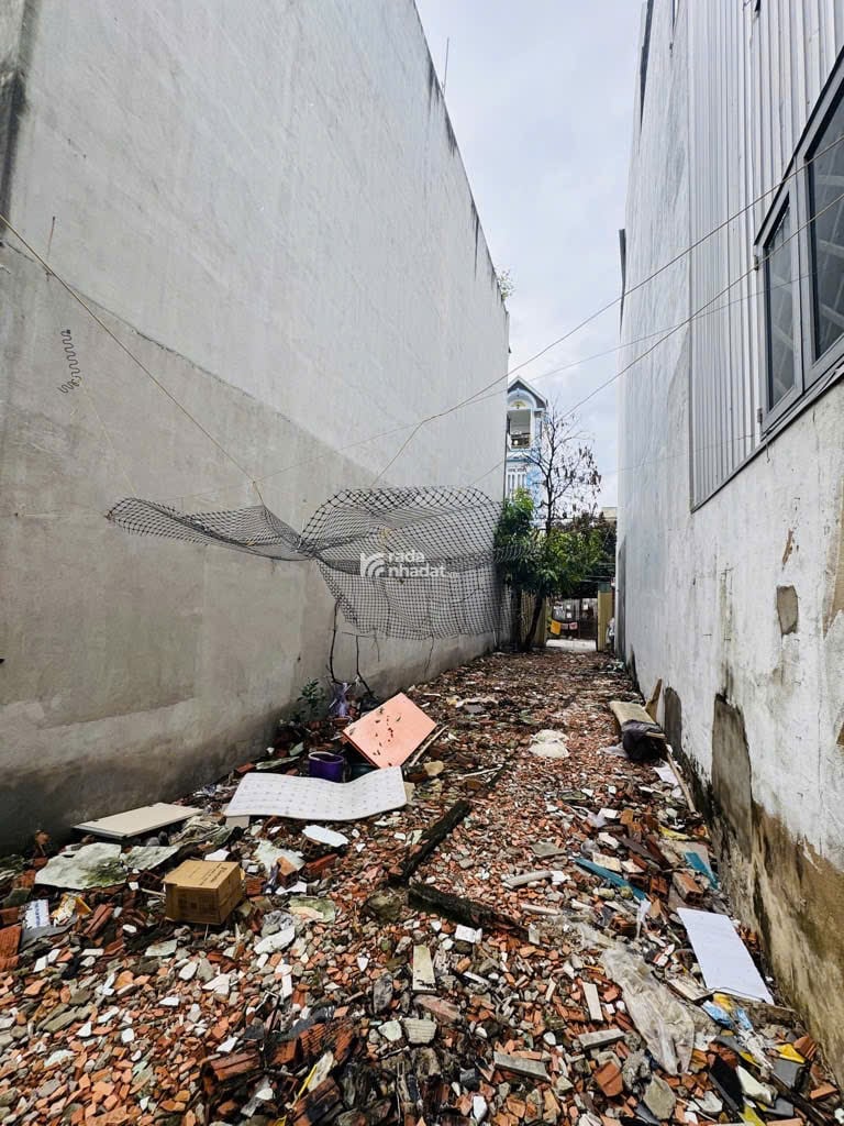 Bán Đất,Đường Bình Trị Đông,Cách Gần Chợ 300m (106m2 - 4x23) 6,8 Tỷ TL