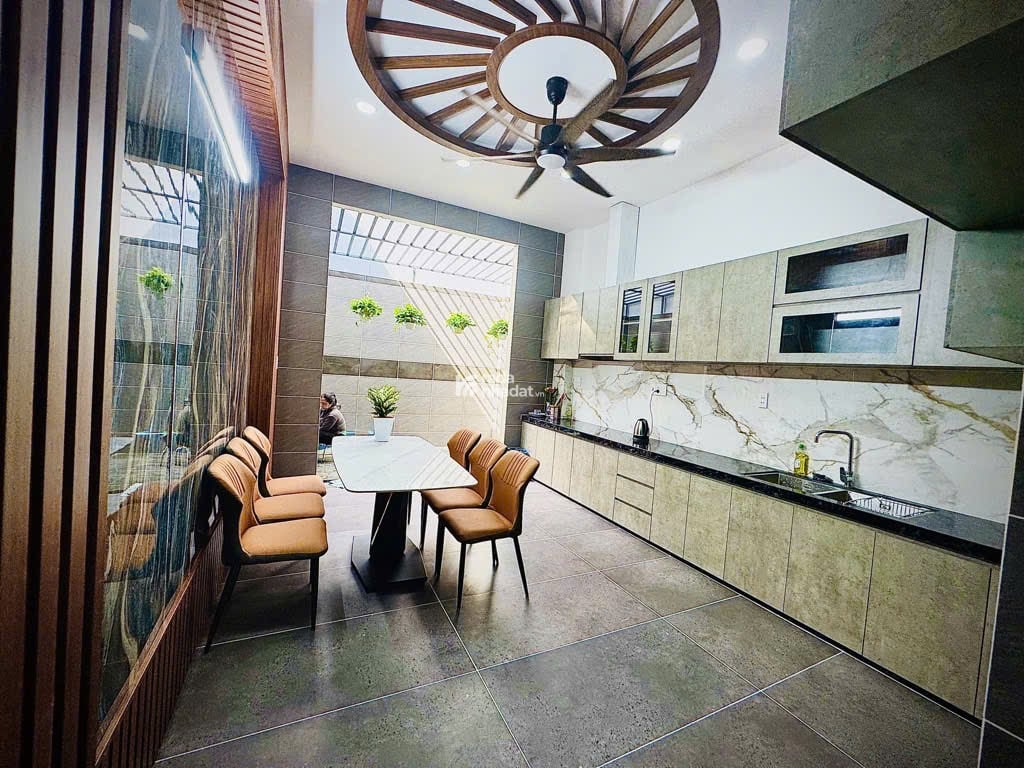Bán Nhà Đường Mã Lò,Bình Tân, Hẻm 5m (4 x 22 x 5 Tầng) 7,68 Tỷ TL