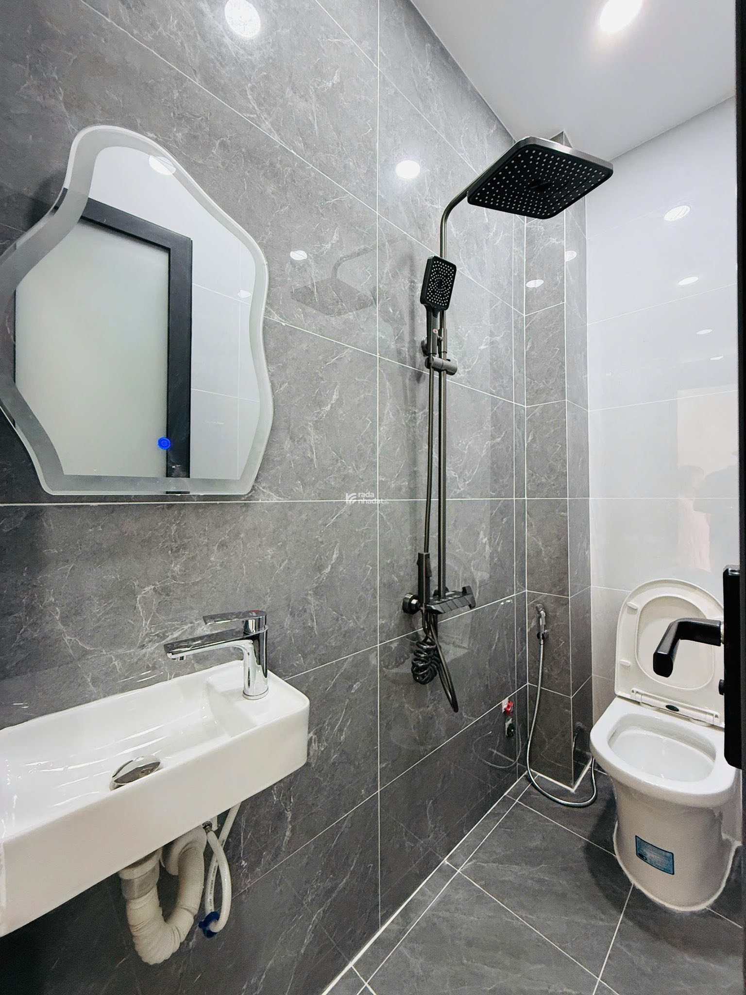 BÁN NHÀ 1/ ĐƯỜNG TRẦN THÁNH TÔNG, GẦN CHỢ PHẠM VĂN BẠCH, HẺM XE HƠI