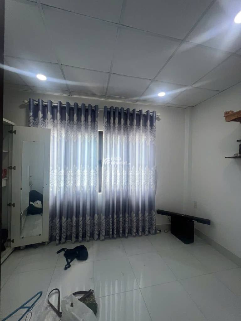 NHÀ MỚI Bờ Bao Tân Thắng -Tân Sơn Nhì -Tân Phú DT: 31.1M2 , 4.1  7 . 3 tầng GIÁ :  4.25 tỷ 