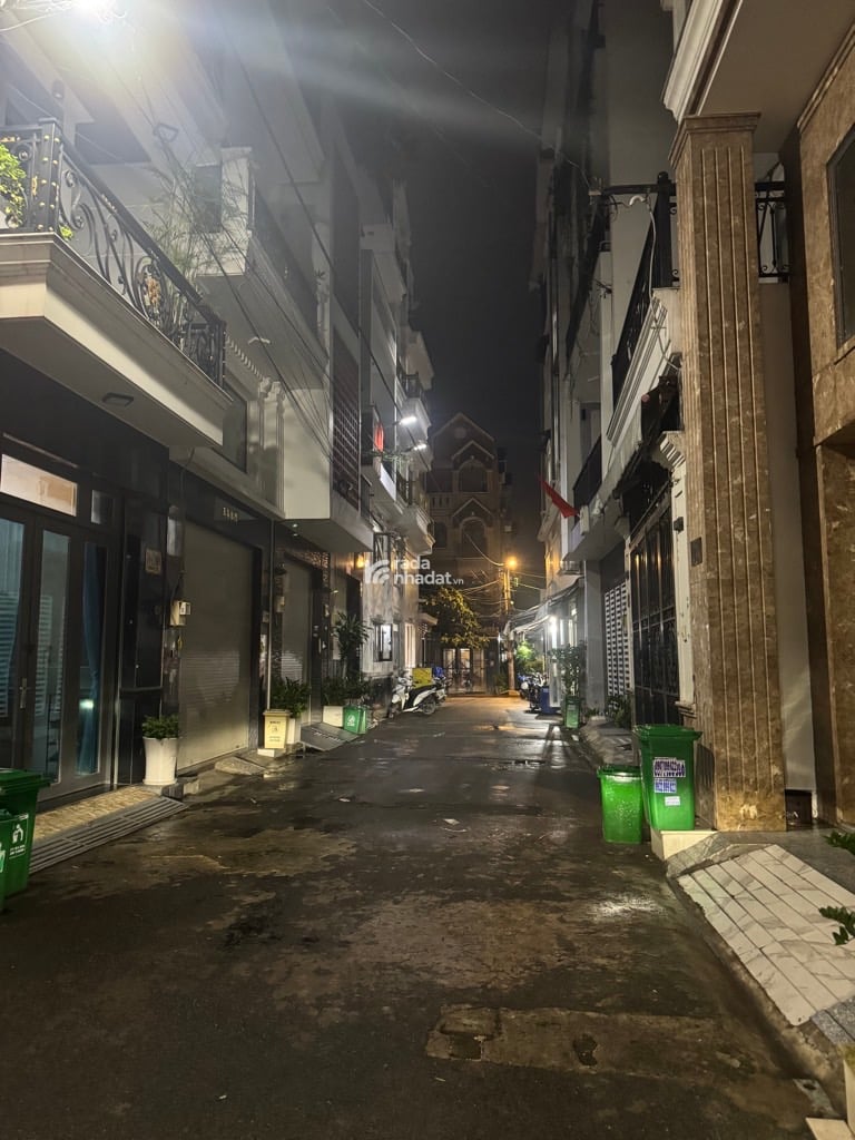 HƯƠNG LỘ 2 -HẺM NHỰA 6M - KHU PHÂN LÔ ĐỒNG BỘ CAO CẤP -  XE HƠI NGỦ TRONG NHÀ 