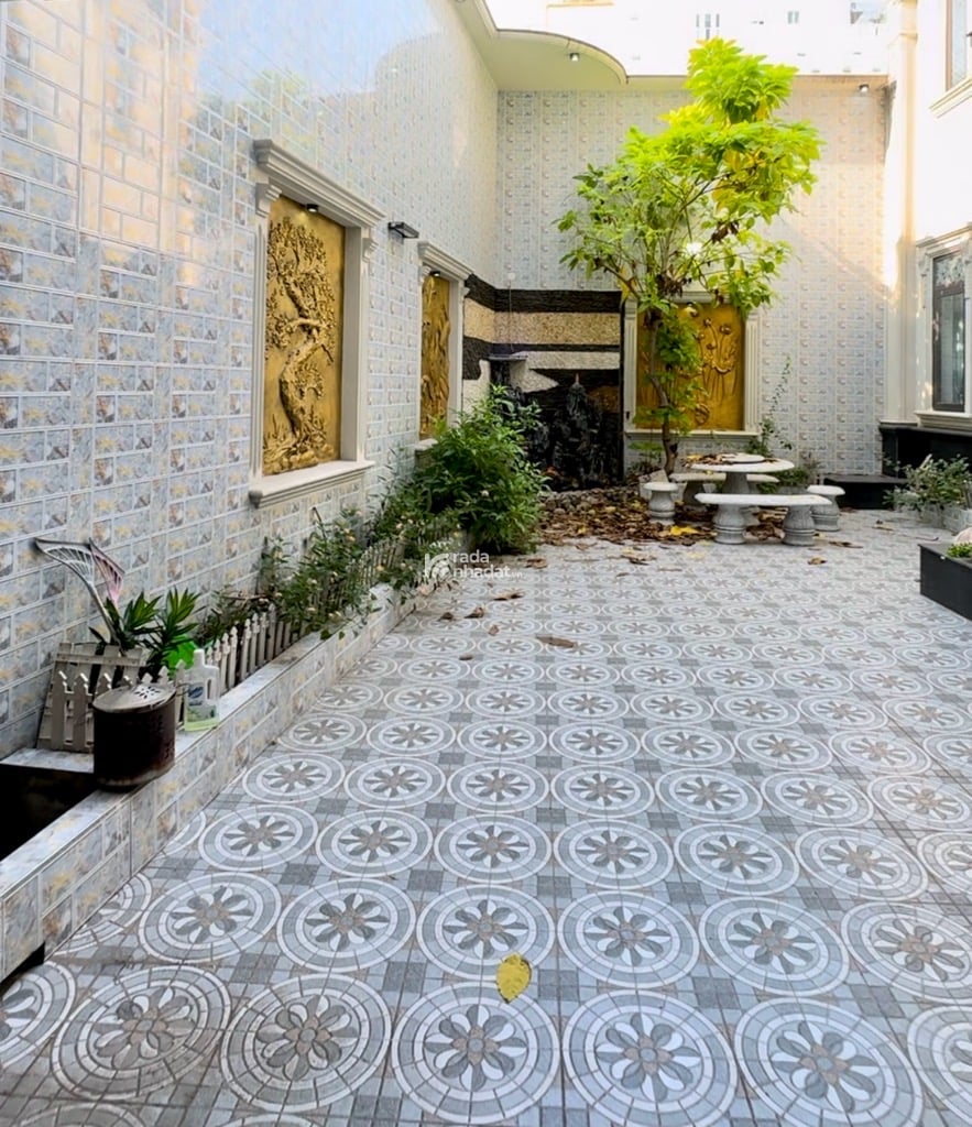 TOÀ NHÀ VĂN PHÒNG-CHDV-BIỆT THỰ LIỀN KỀ - CỐNG LỞ-P.15- TÂN BÌNH-DT: 6/21*32m(340M2)- 30 TỶ