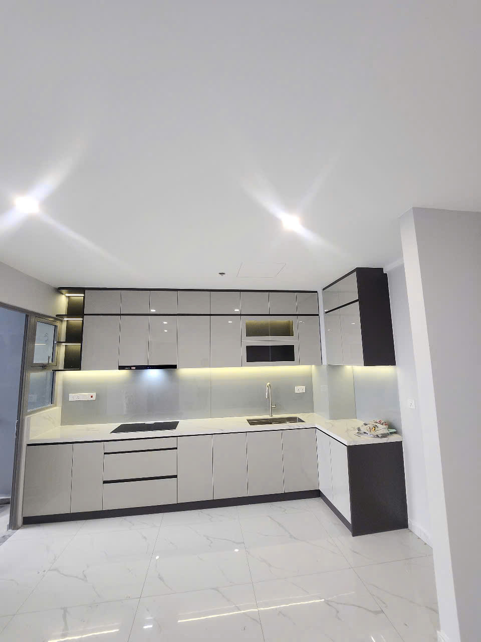 79m2 tầng 12 - Giá 5.9 tỷ all in - 2PN2WC hoàn thiện cơ bản Celesta Rise