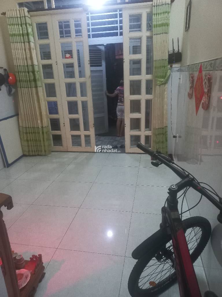 BÁN NHÀ QUẬN 6 HẺM XE HƠI 32M2 4.05 TỶ 3 TẦNG 4 PHÒNG NGỦ KẾ CHỢ LỚN