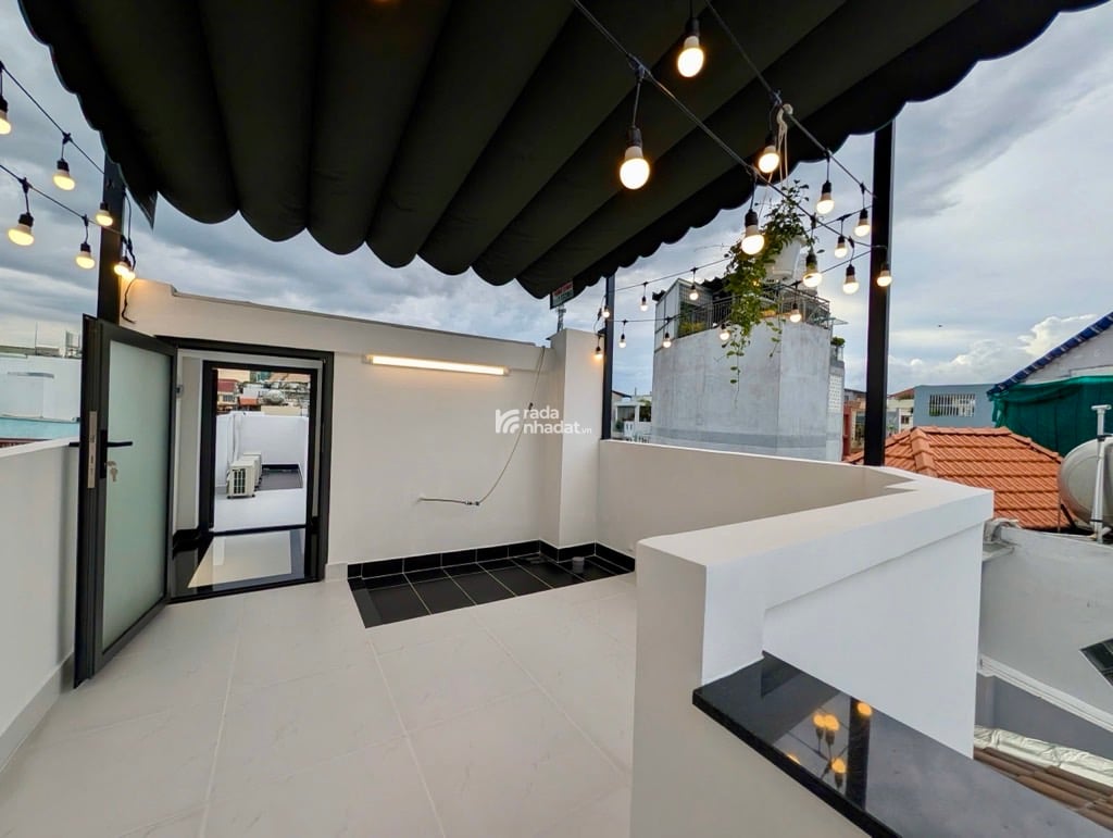 CHDV MỚI ĐẸP NGAY KHU PHAN XÍCH LONG NỐI DÀI - 45M2 - 5 TẦNG - 6PN KHÉP KÍN - CHO THUÊ 30-45TR