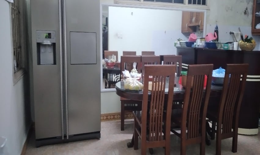 PHÂN LÔ QUÂN ĐỘI - HƠN 12 TỶ - OTO VÀO NHÀ -  NGÕ THÔNG CÁC NGẢ - 42M2