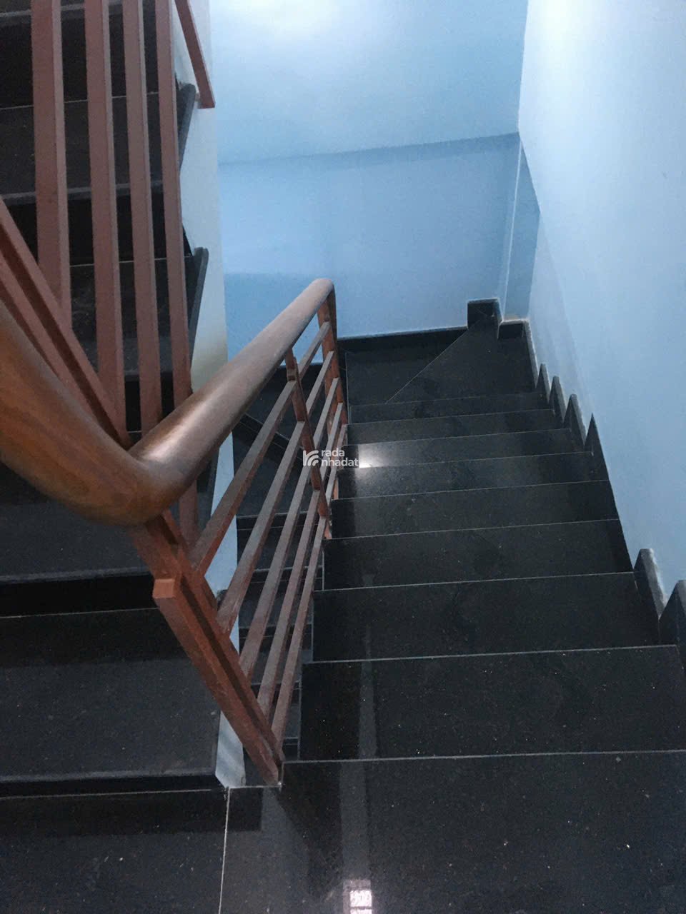 Bán nhà tại đường Cách Mạng Tháng 8 Quận 3 dt( 6.05 x 17m) giá 9,5 tỷ