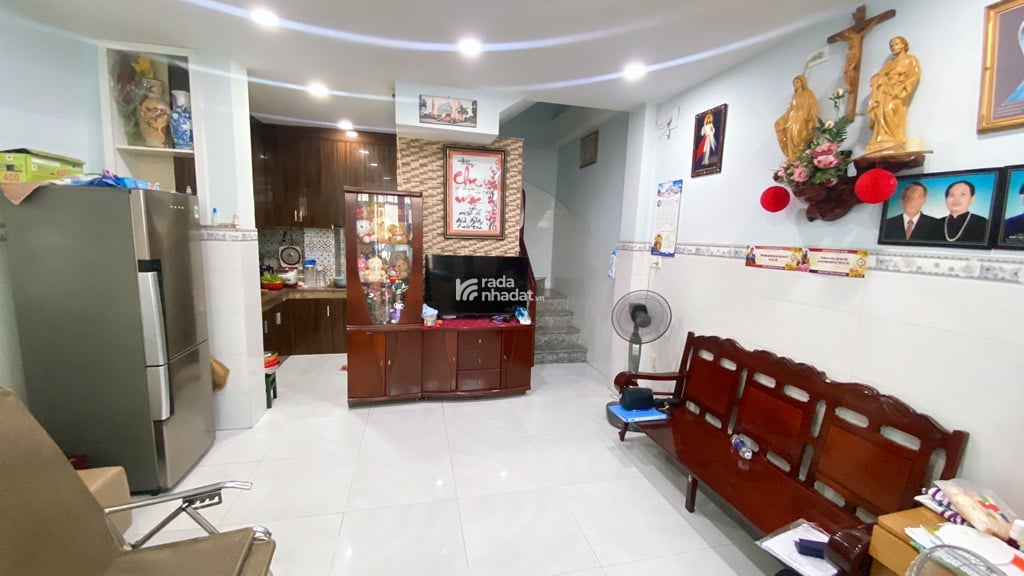  Kết cấu: 5 tầng BTCT  , Sân thượng . Công năng gồm 6PN, 7WC  