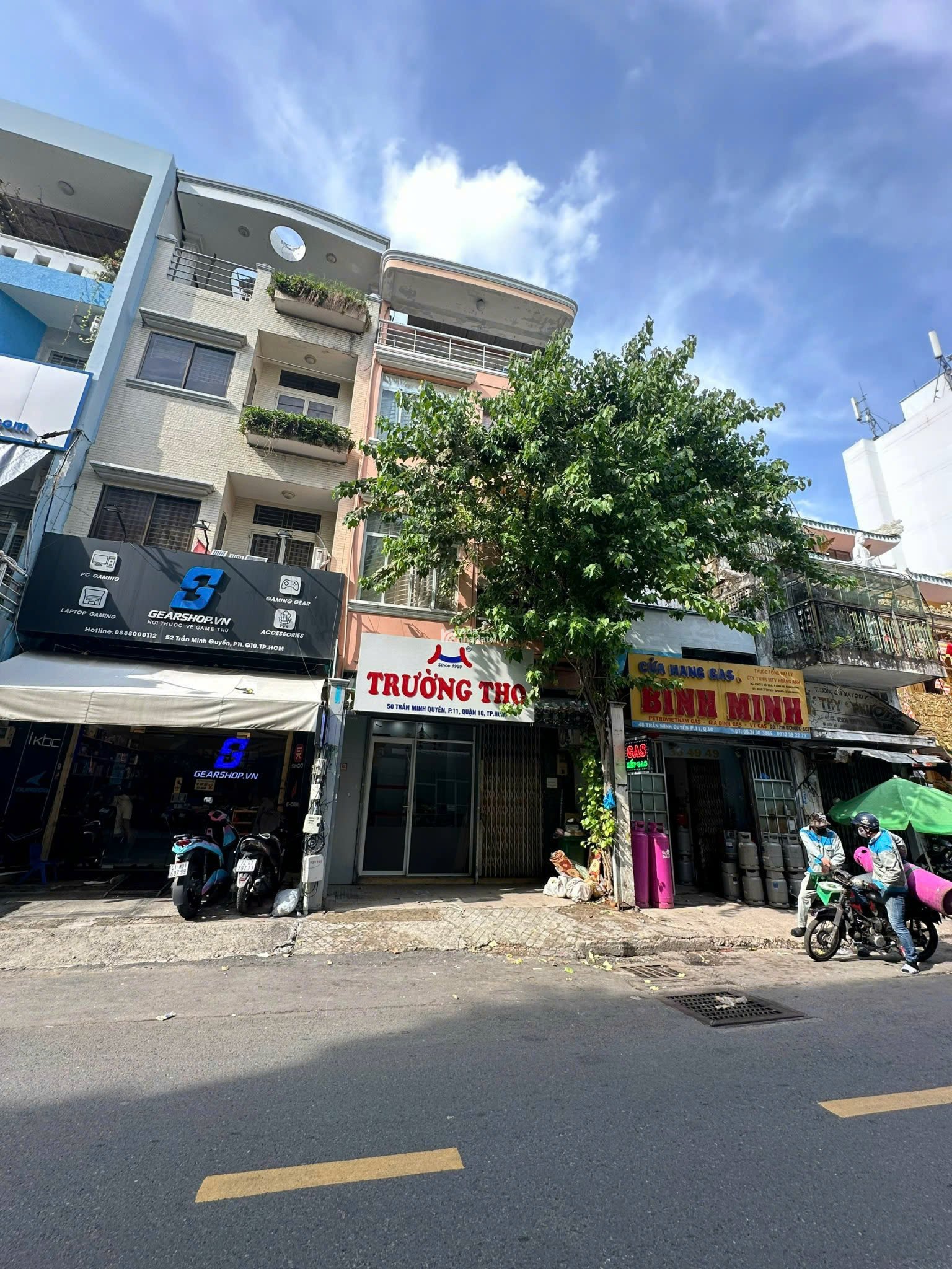BÁN NHÀ MẶT TIỀN TRẦN MINH QUYỀN Q.10 - 4 TẦNG - DÒNG TIỀN ỔN ĐỊNH 30TR/TH - GIÁ CHỈ 19 TỶ