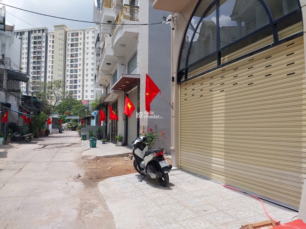 CẦN BÁN GẤP CĂN HỘ DỊCH VỤ 5mX20M - 12 PHÒNG KHÉP KÍN - NGAY HIỆP THÀNH CITY CHỈ 10.5 TỶ TL