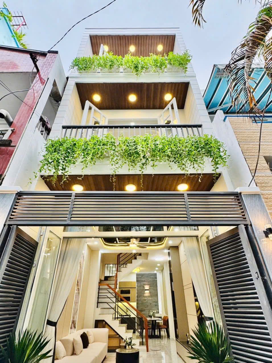 Bán gấp nhà đẹp Sư Vạn Hạnh, Q10. Xây 1 trệt 2 lầu, 80m2. Hẻm 5m, chỉ 7 tỷ 680