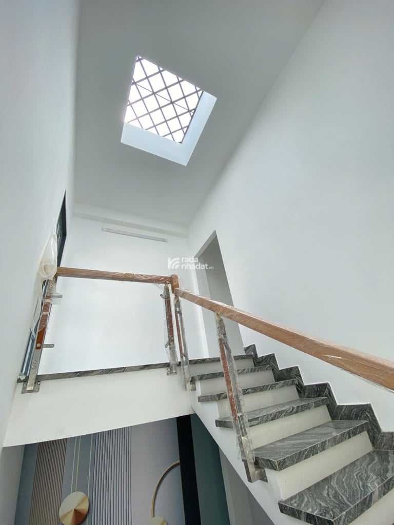 4 TẦNG - ĐẤT MỚI - BÌNH TRỊ ĐÔNG - GIÁP TÂN PHÚ - HẺM XE HƠI THÔNG - DT: 4*15m - GIÁ 6.65 TỶ