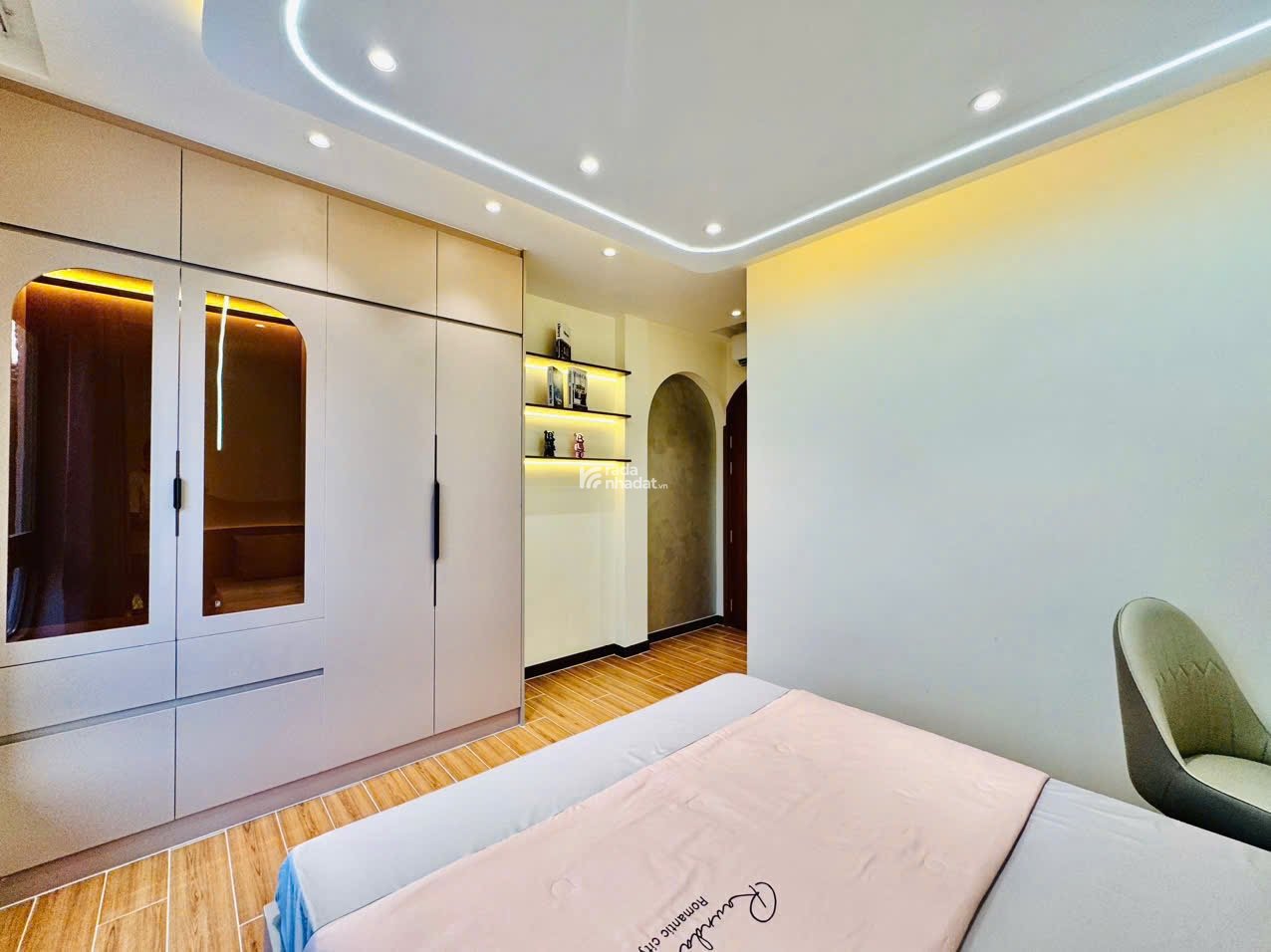 CẠNH LANDMARK 81 - NGUYỄN HỮU CẢNH, P.22, BÌNH THẠNH 40M2 7.38 Tỷ