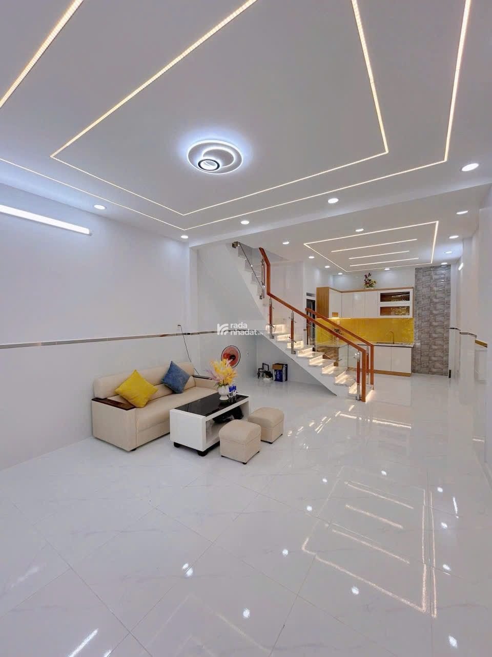 Nhà mới gần CV Kênh Nước Đen, 50m2, chỉ 4.69 tỷ TL, ở ngay!