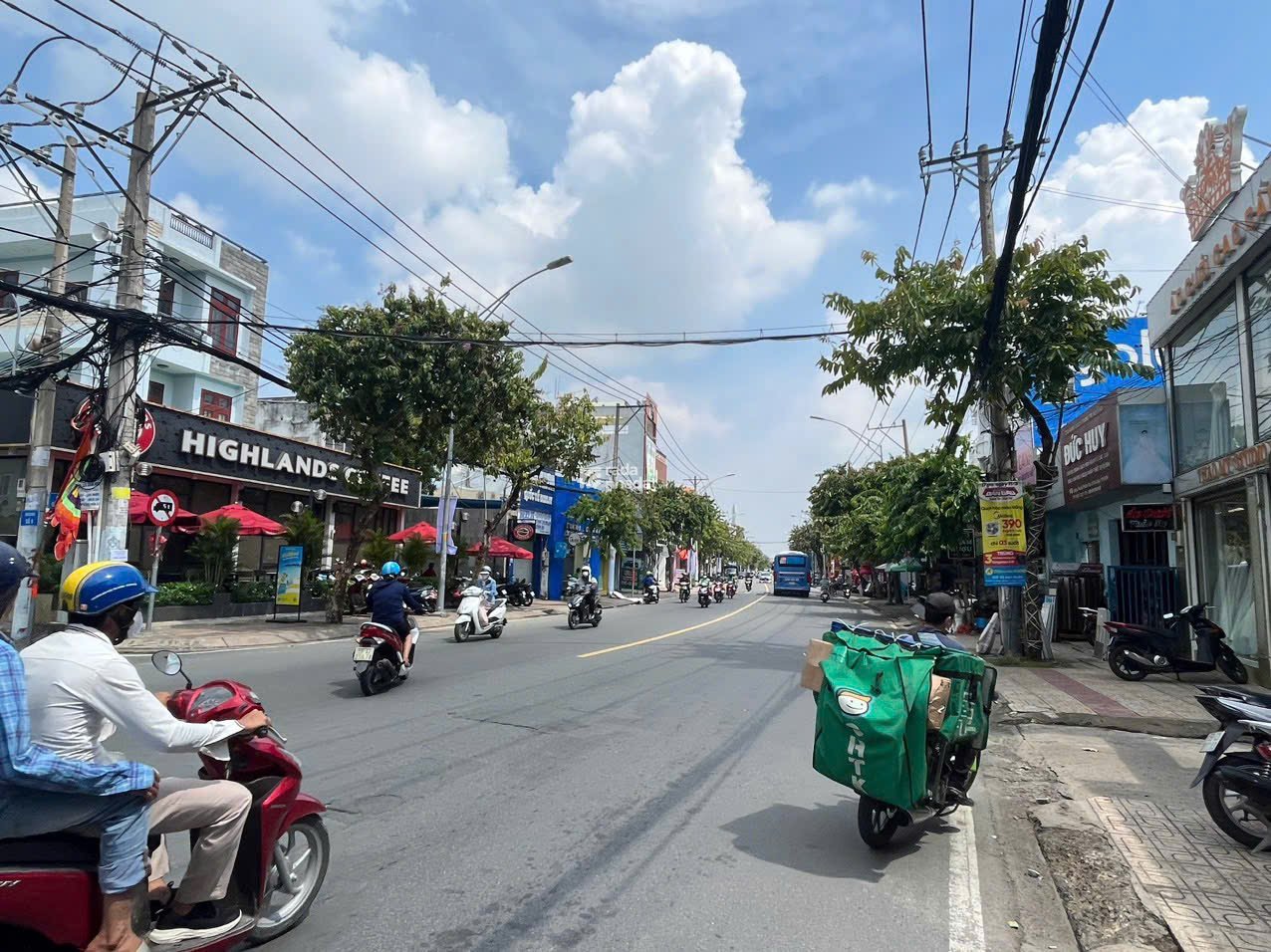 MẶT TIỀN KINH DOANH CỰC ĐỈNH, GẦN CC MOONLIGHT RESIDENCES 3 TẦNG 8X39 CHỈ 57 TỶ.