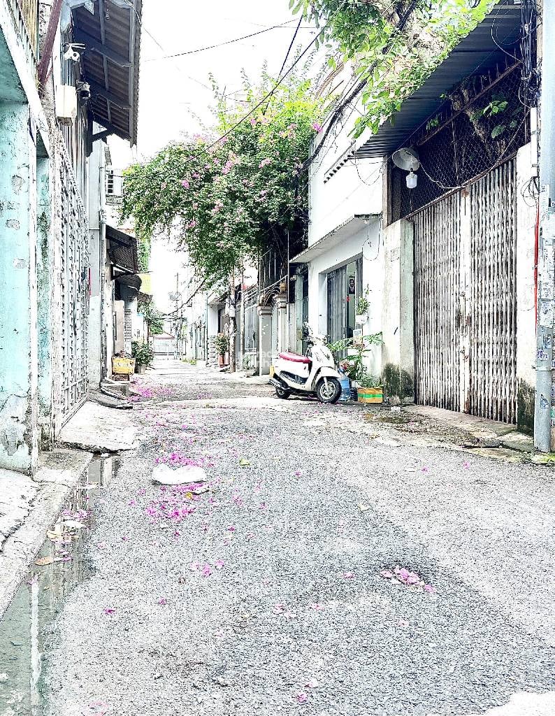 HẺM 5M ĐẸP. PHẠM VĂN BẠCH, TÂN BÌNH, 114M2 CÓ KC Ở NGAY. GIẢM 350TR CHỈ 8.85T TL 