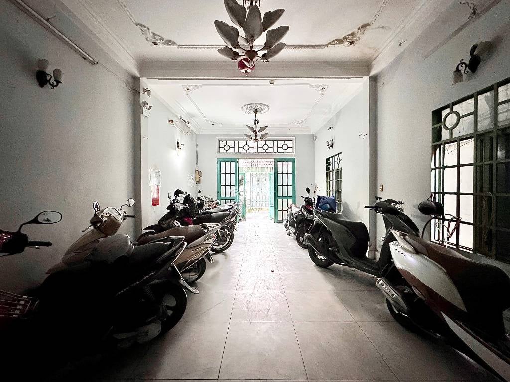 HẺM 5M ĐẸP. PHẠM VĂN BẠCH, TÂN BÌNH, 114M2 CÓ KC Ở NGAY. GIẢM 350TR CHỈ 8.85T TL 