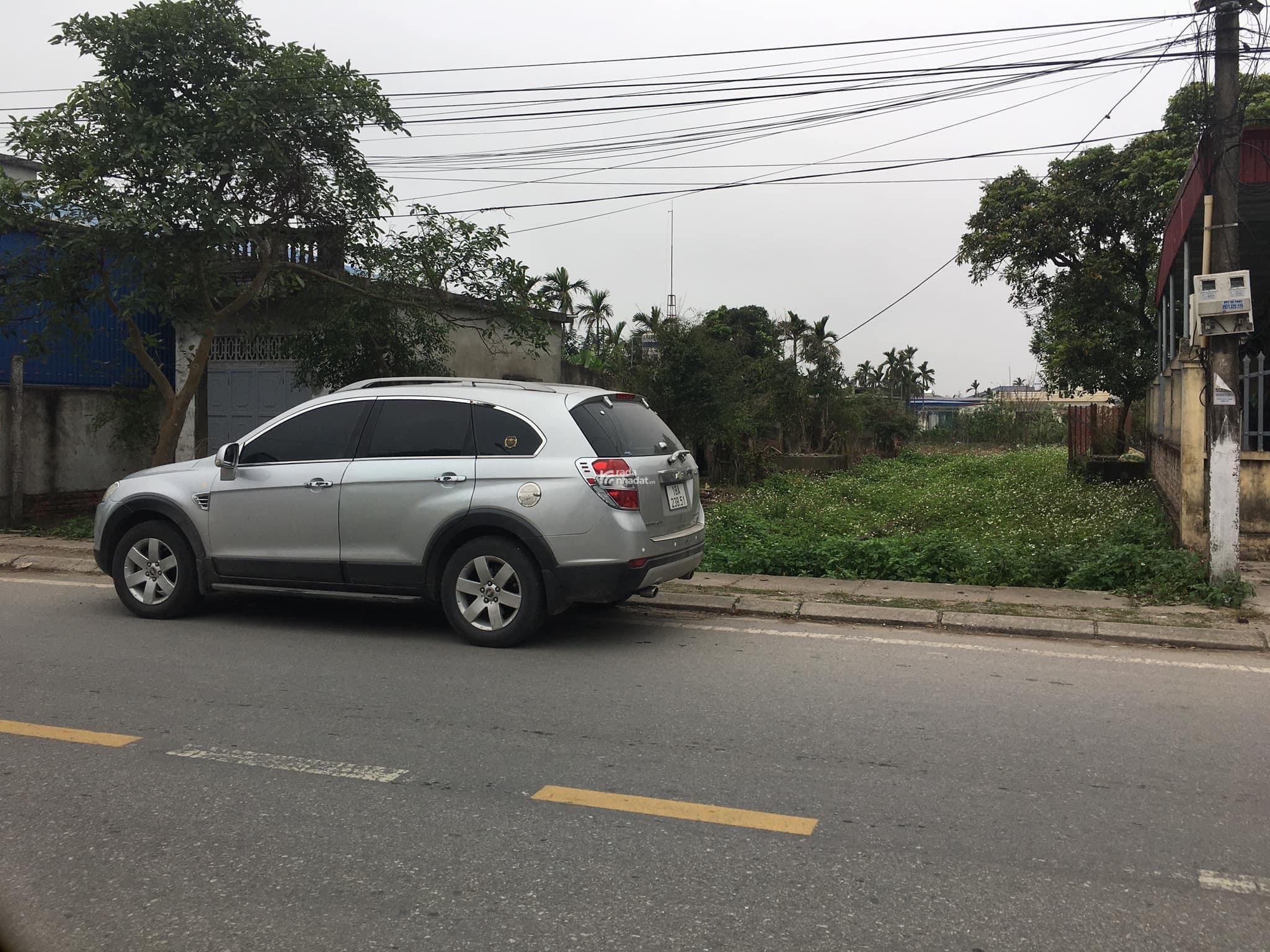 Cần tiền bán gấp lô đất mặt đường 488