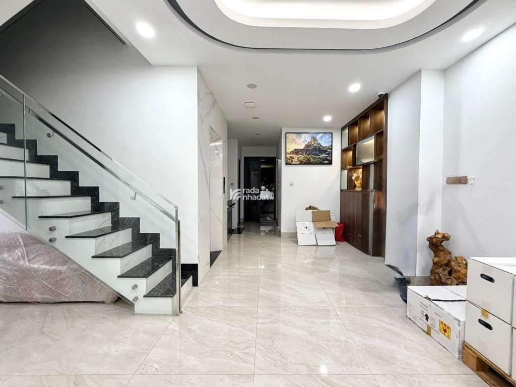 TOÀ NHÀ 8 TẦNG THANG MÁY - P5 BÌNH THẠNH - HẺM XE TẢI  - 117M2 (5/7.9x18.5) - LÔ GÓC KHÔNG LỘ GIỚI 