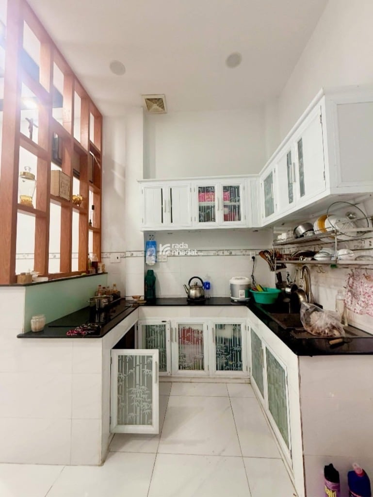 Bán nhà đường số 4 bình hưng hoà a