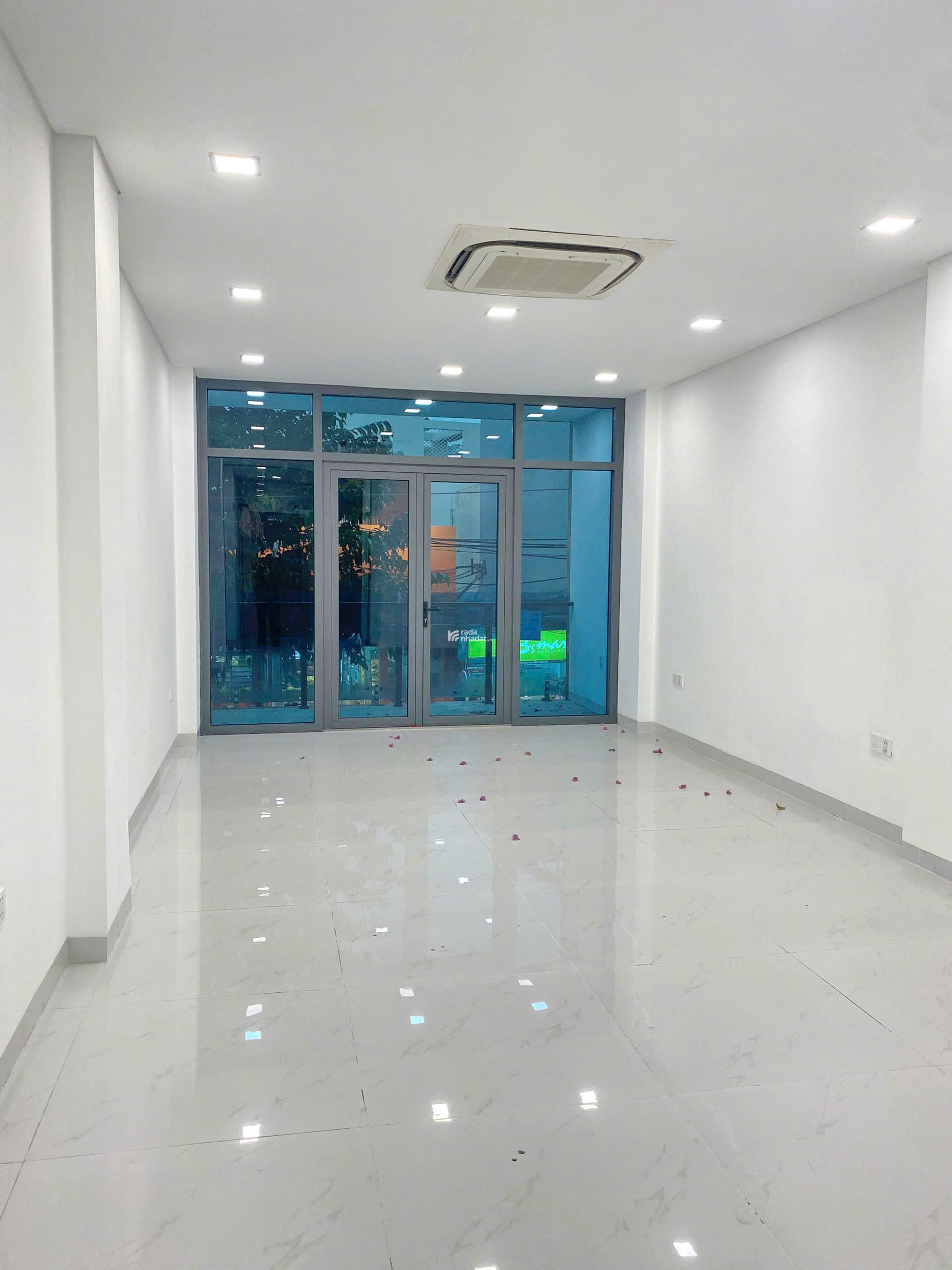 Cho thuê Nhà mặt phố Tân Mỹ,6 tầng có thang máy
